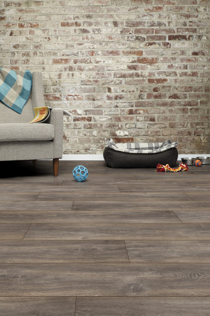 Inhaus_Furniture14_0326_dynamic highlands canyon oak 0382 1286x194