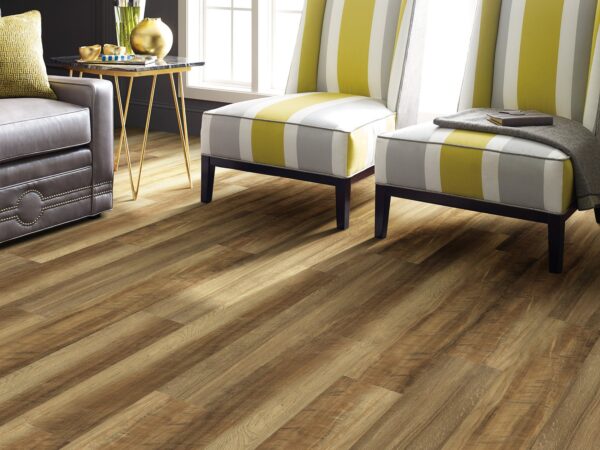Shaw Floorte Pro Endura Plus room scene of Tawny Oak.