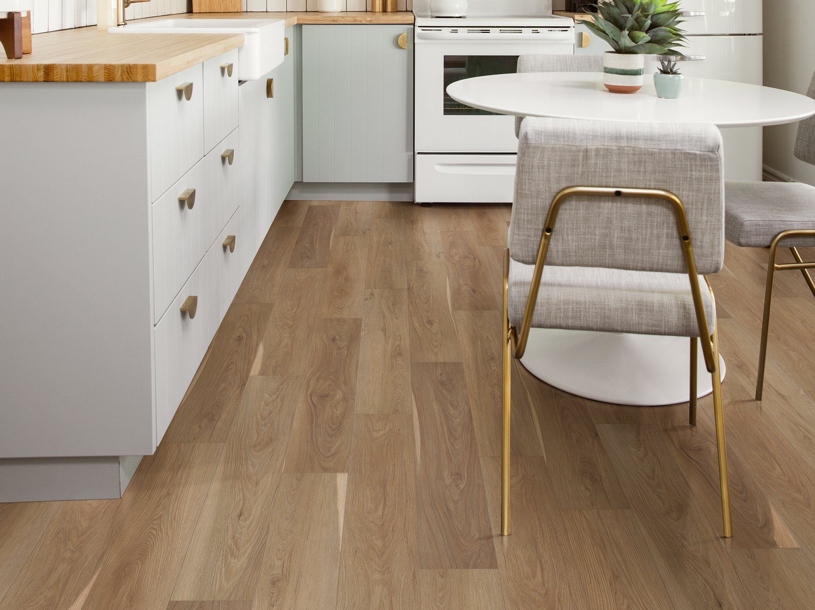 Shaw Pantheon HD+ Natural Bevel - Olive Tree - Image 3